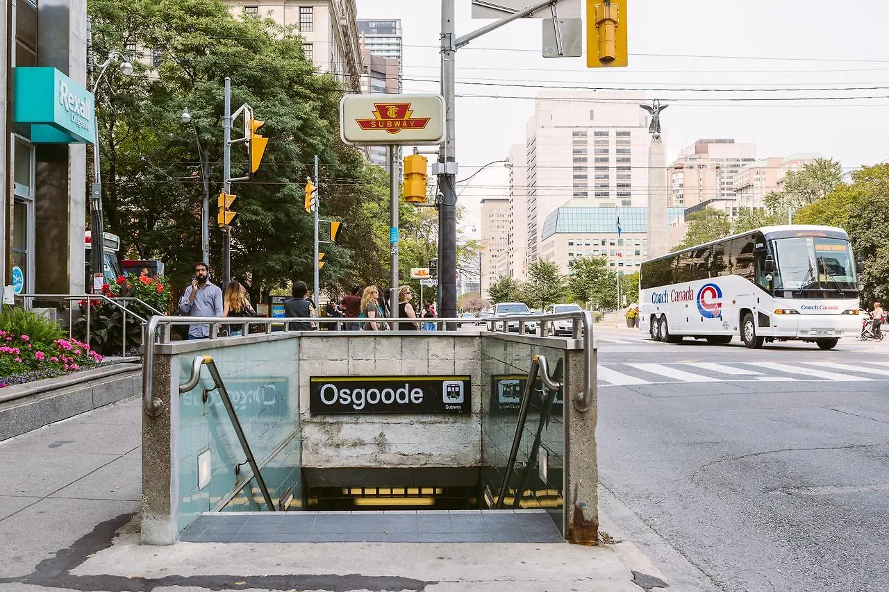 Apartment Classic & Trendy Yorkville Condo Toronto
