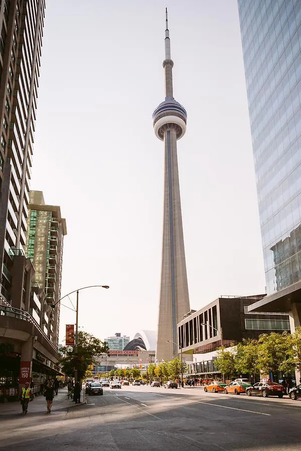Apartment Classic & Trendy Yorkville Condo Toronto Canada