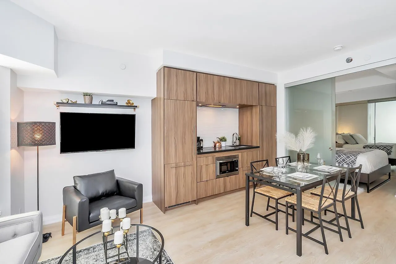 Classic & Trendy Yorkville Condo Toronto 0*,  Canada