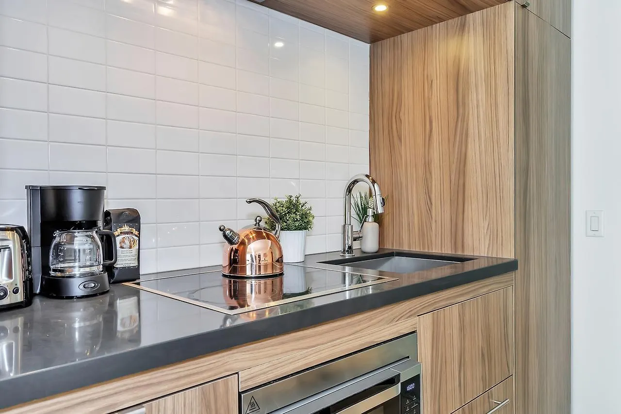 Apartment Classic & Trendy Yorkville Condo Toronto